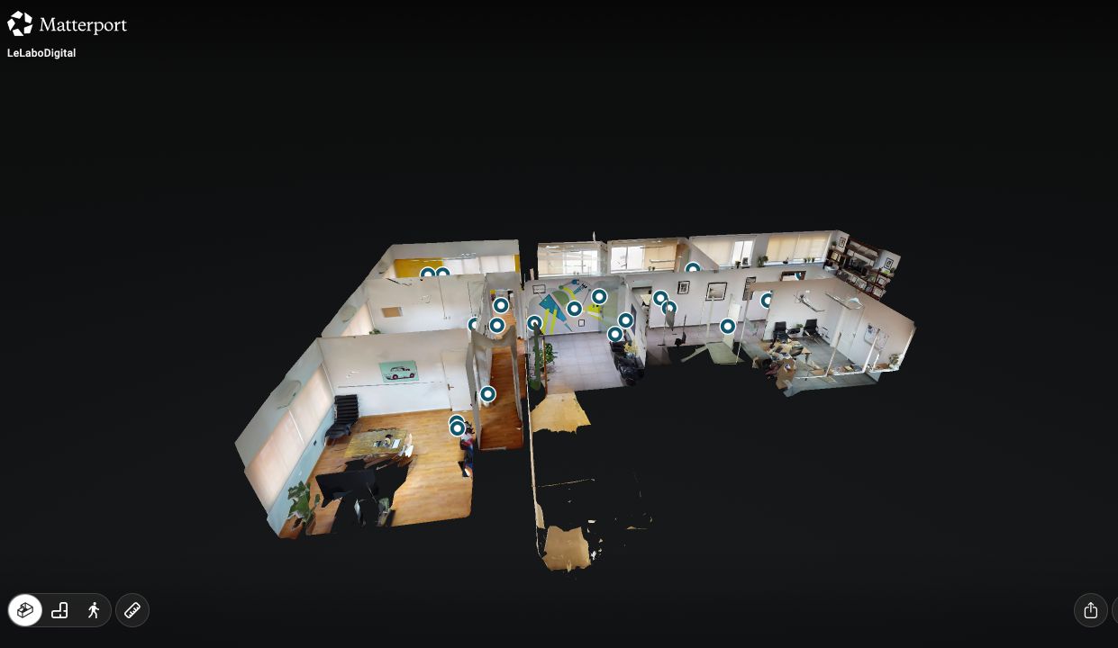 Preview of the LeLaboDigital studio in the interactive tour